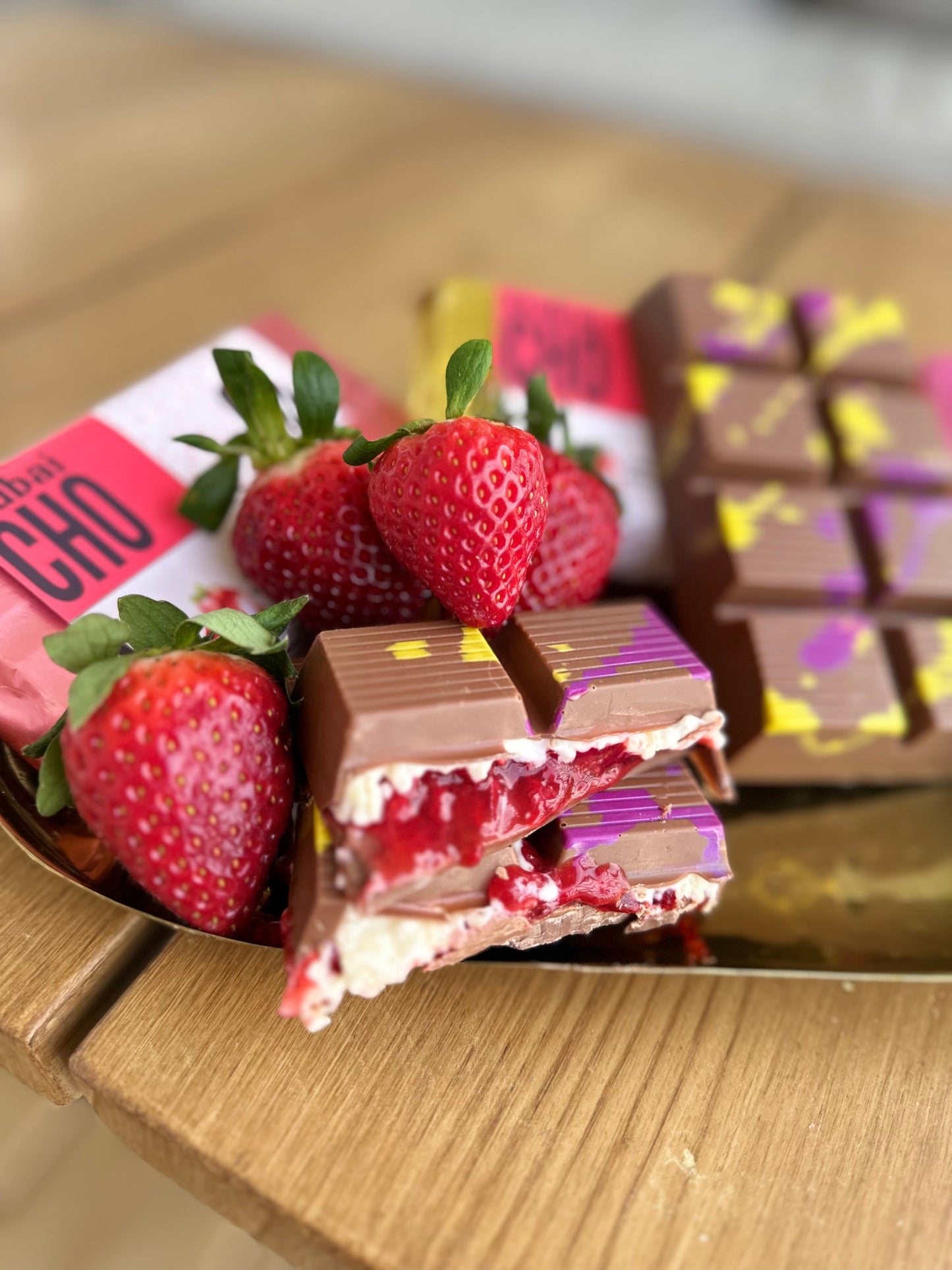 Luxury Strawberry Cheesecake White or Milk Dubai Chocolate (7 oz)🍓🍰