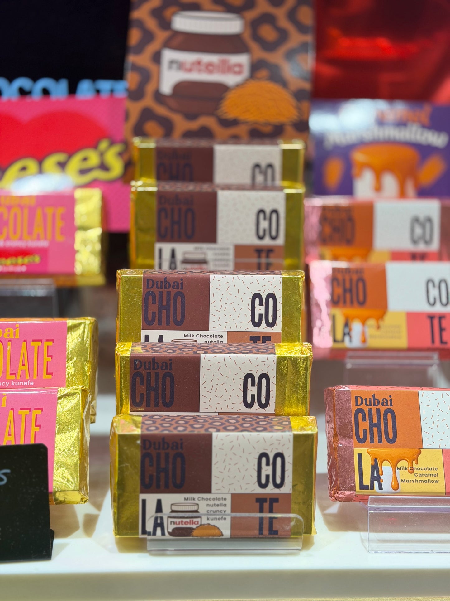 Nutella Crunchy Kunefe Chocolate (Milk Chocolate)